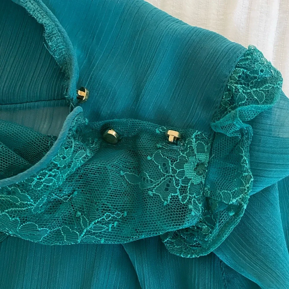 Bebe top - Picture 5 of 8
